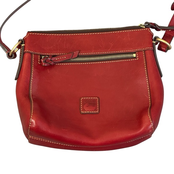 Dooney & Bourke Crossbody Bag Red 100% Leather Florentine Duck Logo Equestrian - Picture 2 of 5